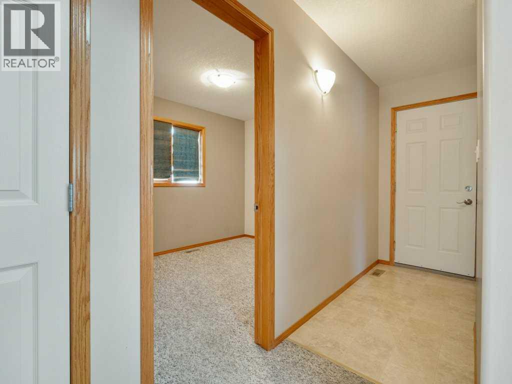 83 Rivergreen Road W