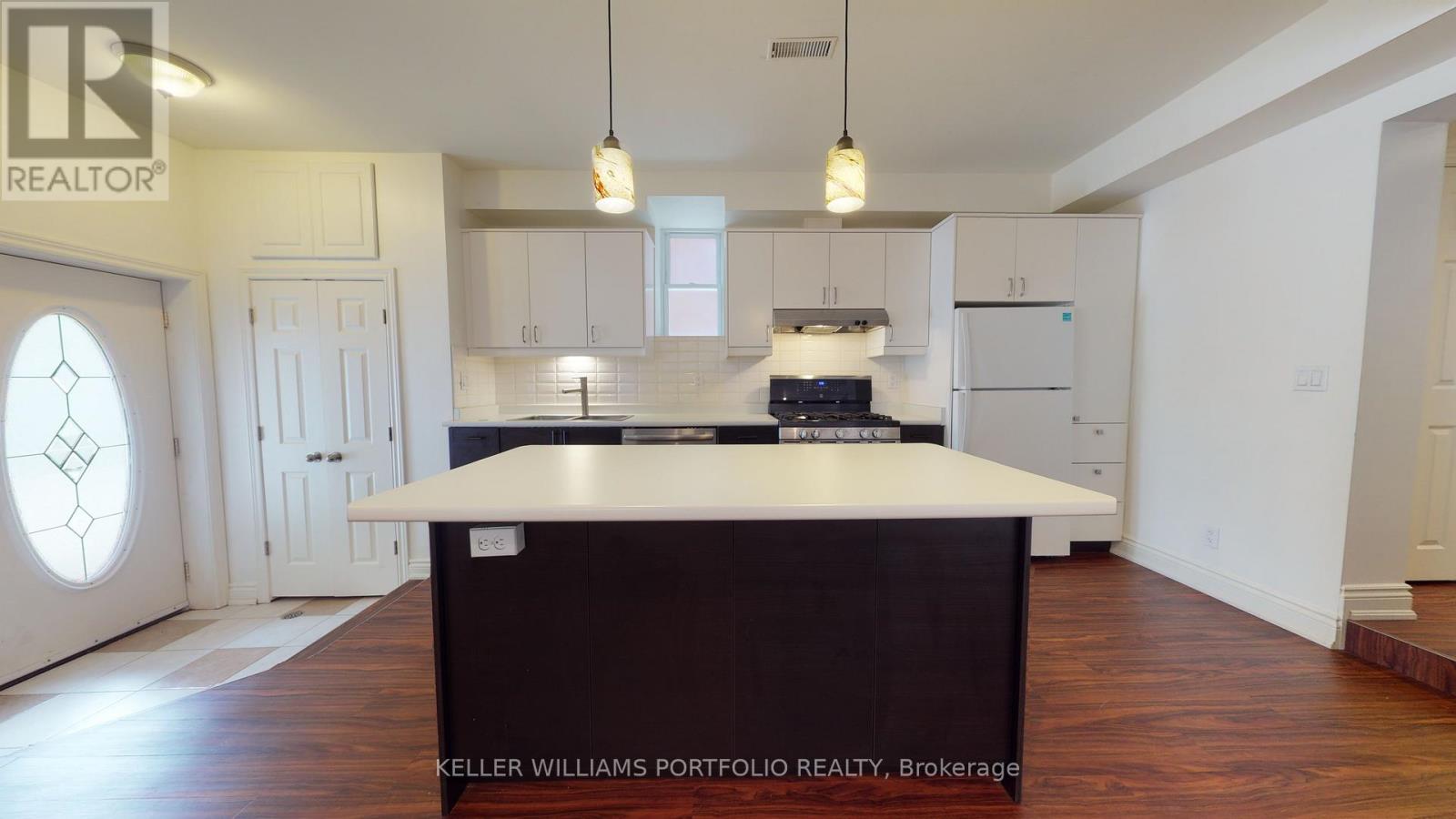 5 - 546 Eglinton Avenue E, Toronto, Ontario  M4P 1N9 - Photo 11 - C13822650
