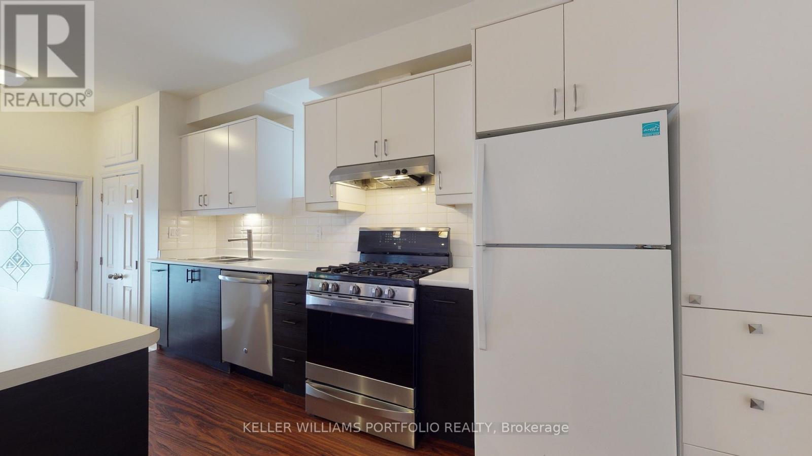5 - 546 Eglinton Avenue E, Toronto, Ontario  M4P 1N9 - Photo 13 - C13822650