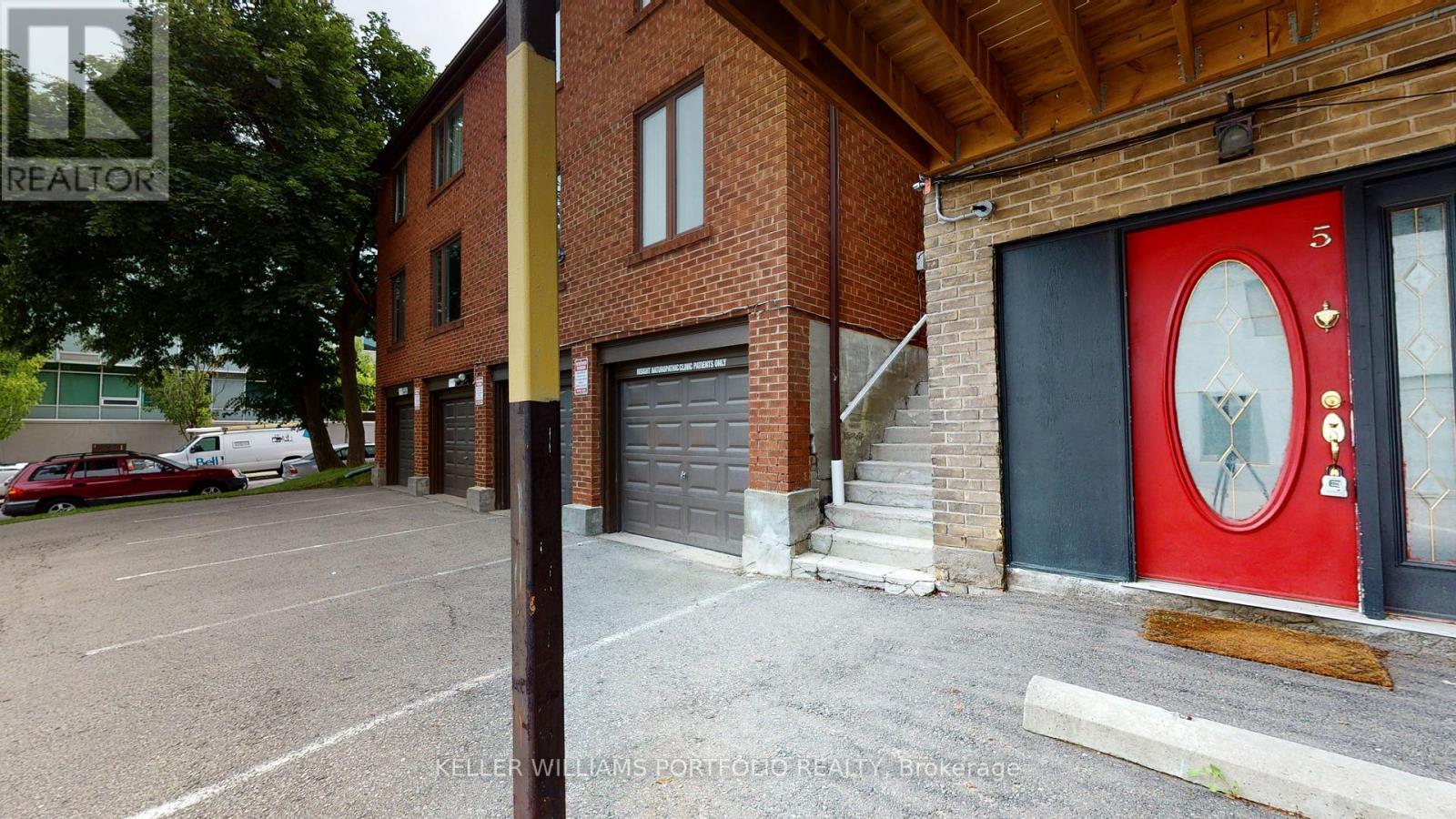 5 - 546 Eglinton Avenue E, Toronto, Ontario  M4P 1N9 - Photo 4 - C13822650
