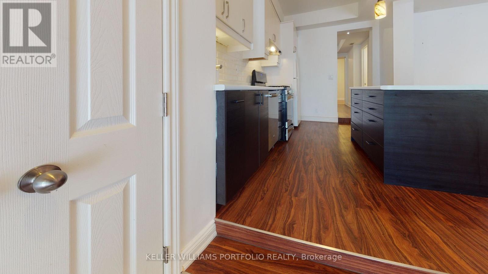 5 - 546 Eglinton Avenue E, Toronto, Ontario  M4P 1N9 - Photo 7 - C13822650
