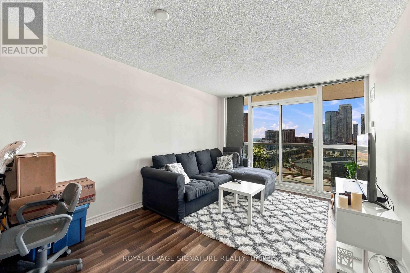 1612 - 25 Lower Simcoe Street, Toronto, Ontario  M5J 3A1 - Photo 3 - C13822766