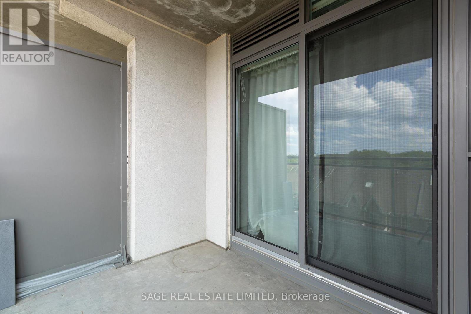 502 - 120 Dalliomore Circle, Toronto, Ontario  M3C 4J1 - Photo 16 - C13822778