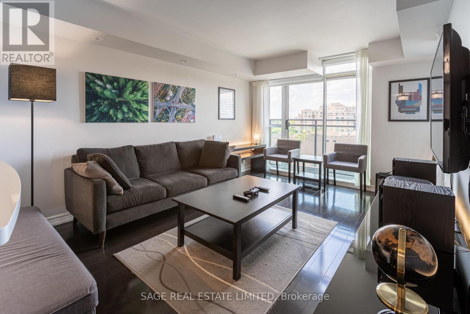 502 - 120 Dalliomore Circle, Toronto, Ontario  M3C 4J1 - Photo 4 - C13822778