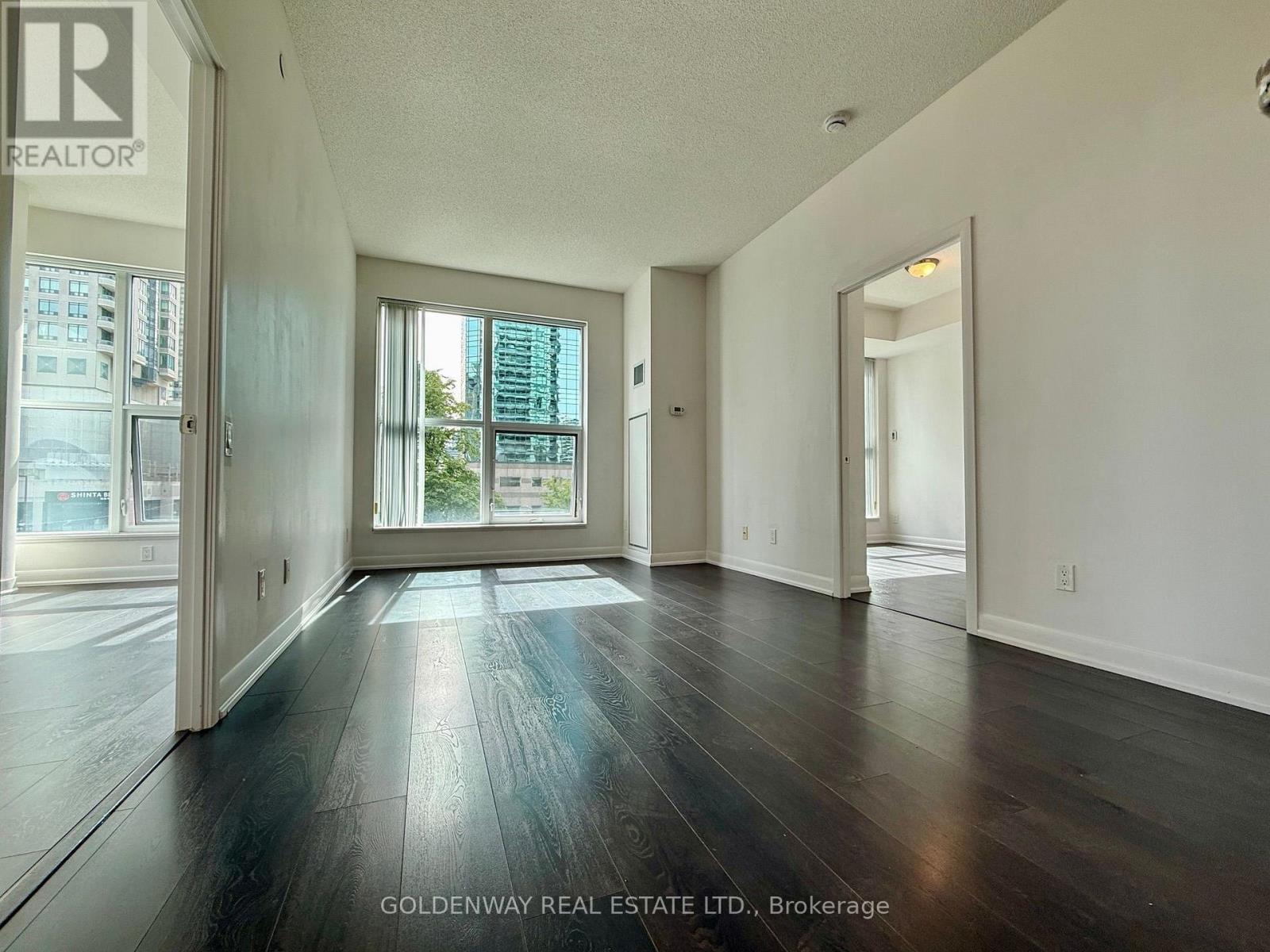 110 - 5168 Yonge Street, Toronto, Ontario  M2N 0G1 - Photo 4 - C13822836