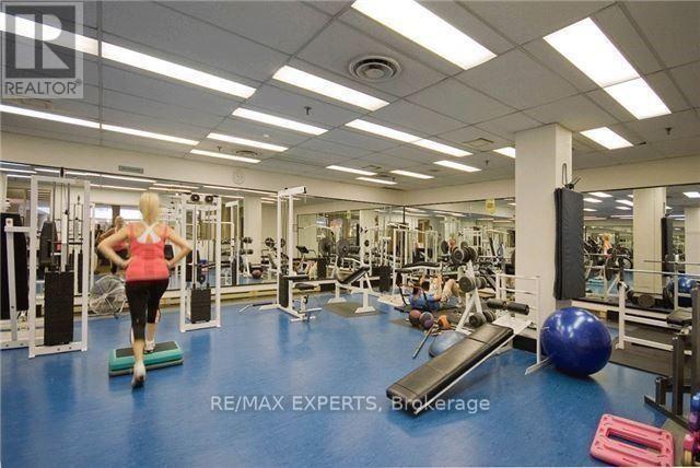 605 - 717 Bay Street, Toronto, Ontario  M5G 2J9 - Photo 11 - C13822904