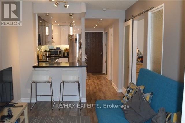 605 - 717 Bay Street, Toronto, Ontario  M5G 2J9 - Photo 4 - C13822904