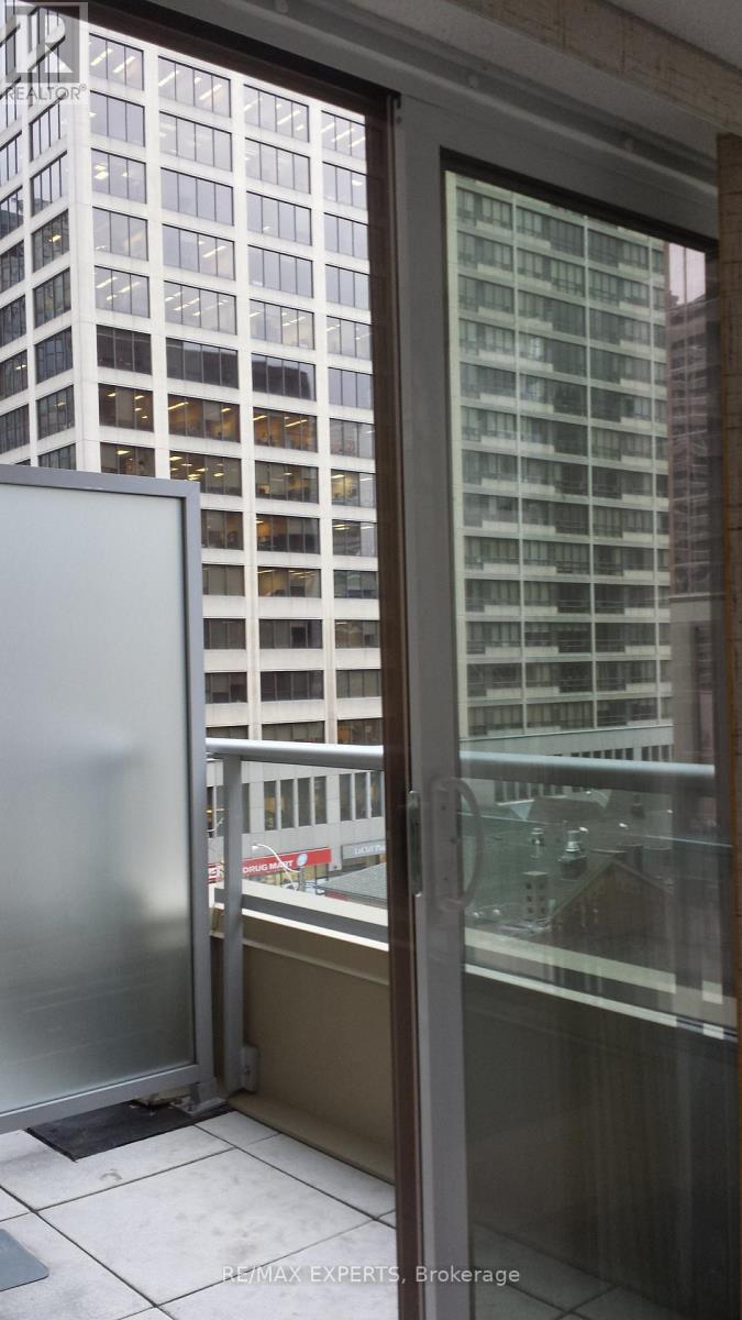 605 - 717 Bay Street, Toronto, Ontario  M5G 2J9 - Photo 7 - C13822904