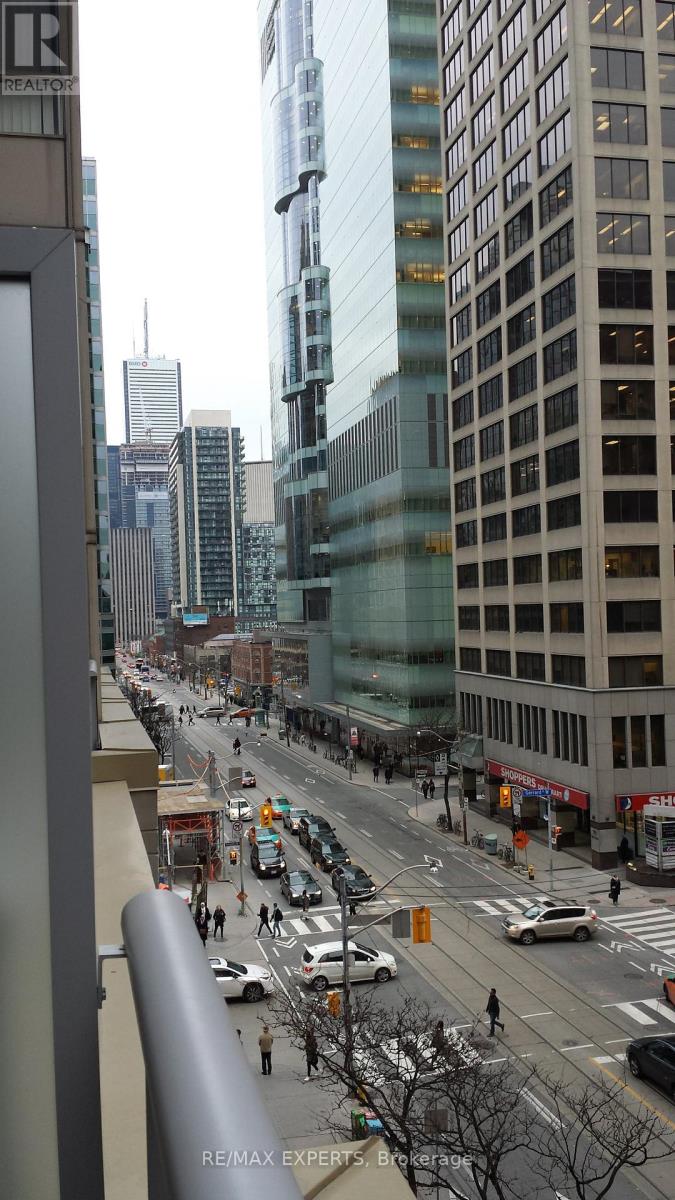 605 - 717 Bay Street, Toronto, Ontario  M5G 2J9 - Photo 8 - C13822904