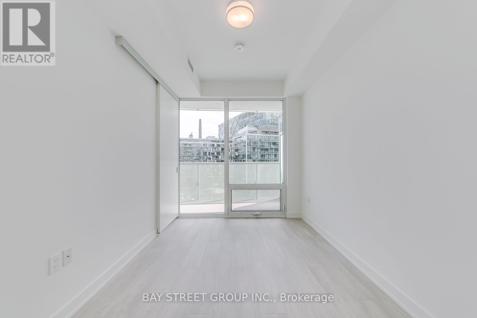 624 - 15 Queens Quay E, Toronto, Ontario  M4J 1Y1 - Photo 13 - C13822908