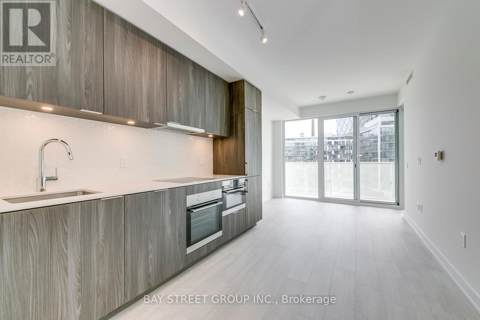 624 - 15 Queens Quay E, Toronto, Ontario  M4J 1Y1 - Photo 9 - C13822908