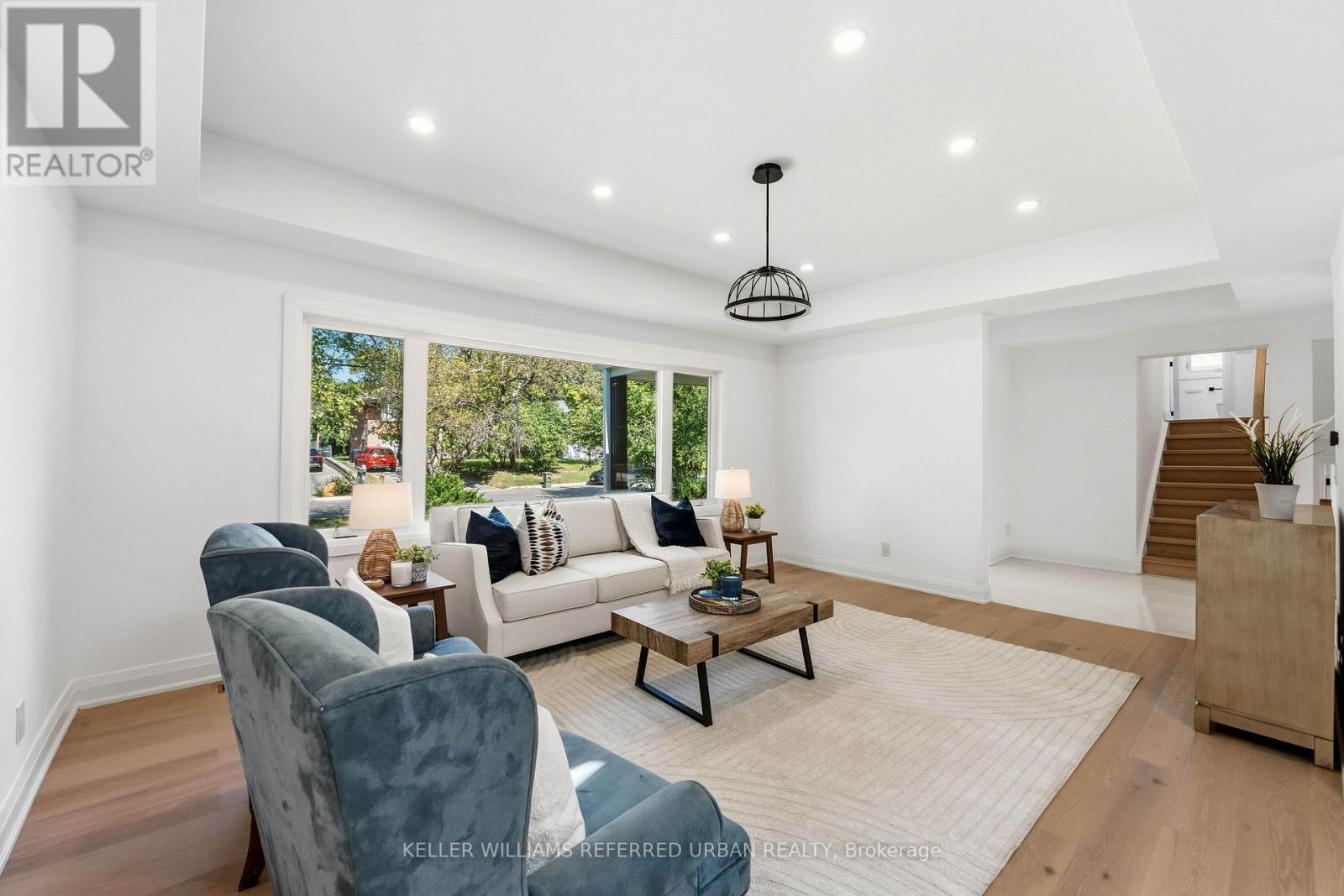 27 Christine Crescent, Toronto (Willowdale West), Ontario  M2R 1A4 - Photo 11 - C13822952