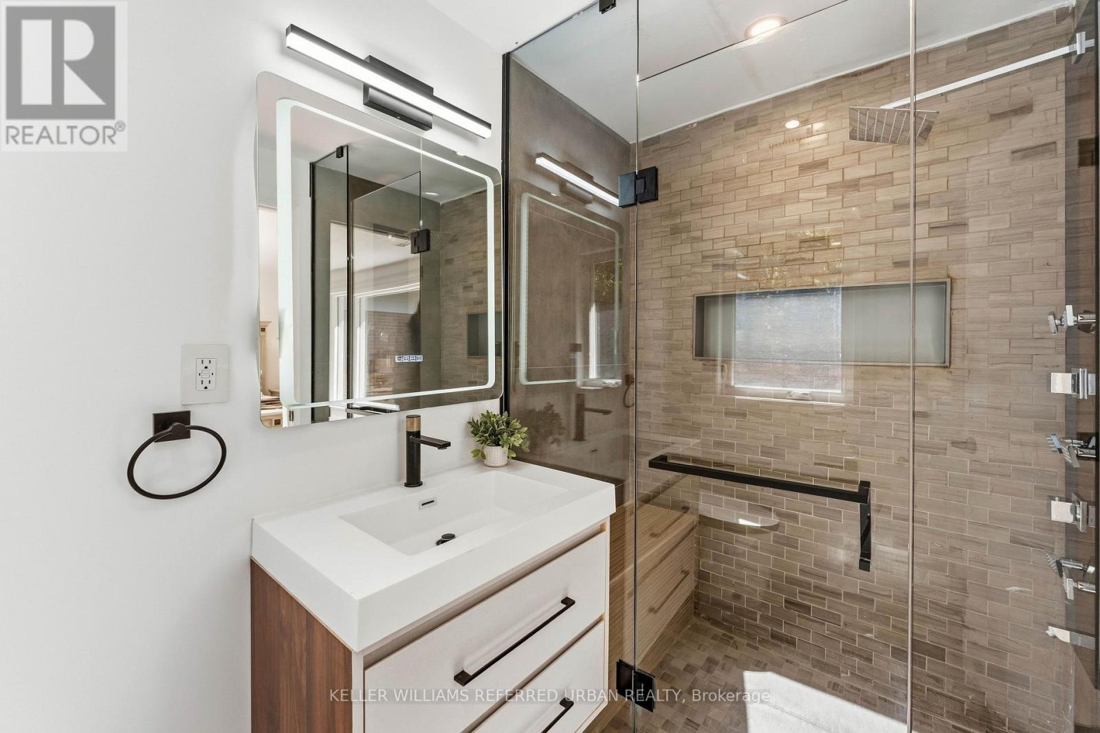 27 Christine Crescent, Toronto (Willowdale West), Ontario  M2R 1A4 - Photo 23 - C13822952