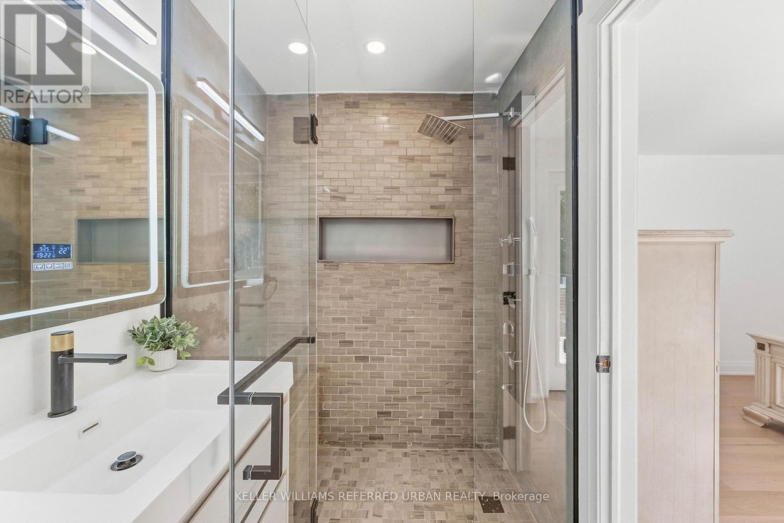 27 Christine Crescent, Toronto (Willowdale West), Ontario  M2R 1A4 - Photo 25 - C13822952
