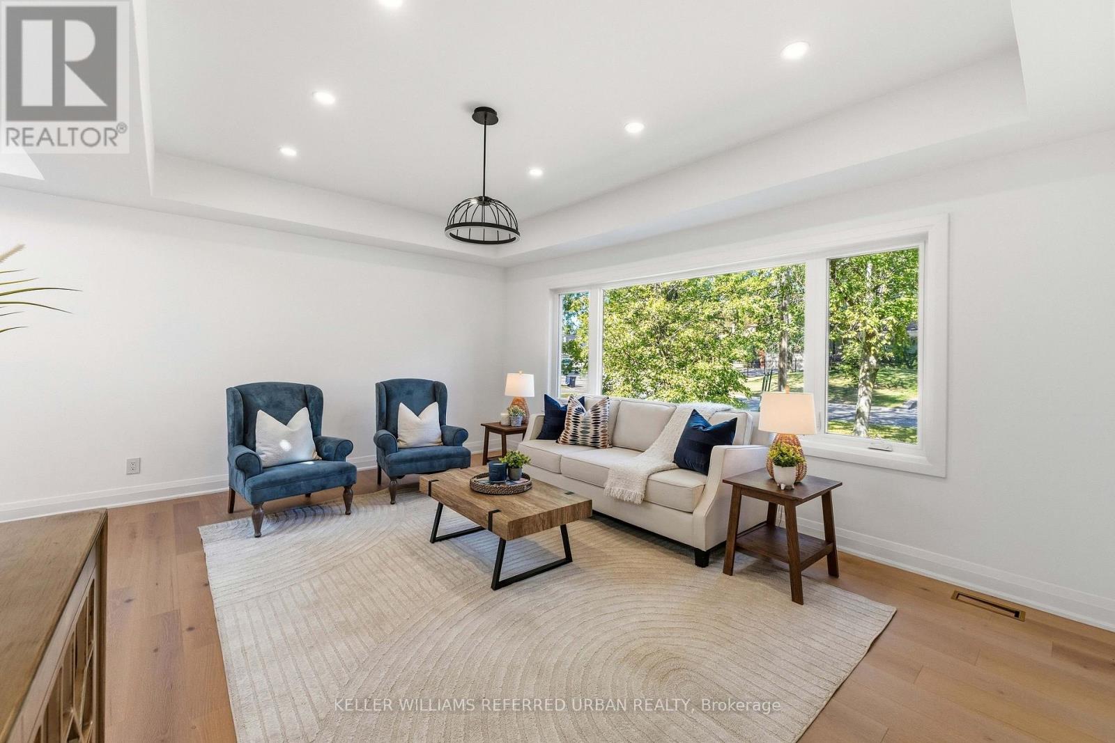 27 Christine Crescent, Toronto (Willowdale West), Ontario  M2R 1A4 - Photo 8 - C13822952