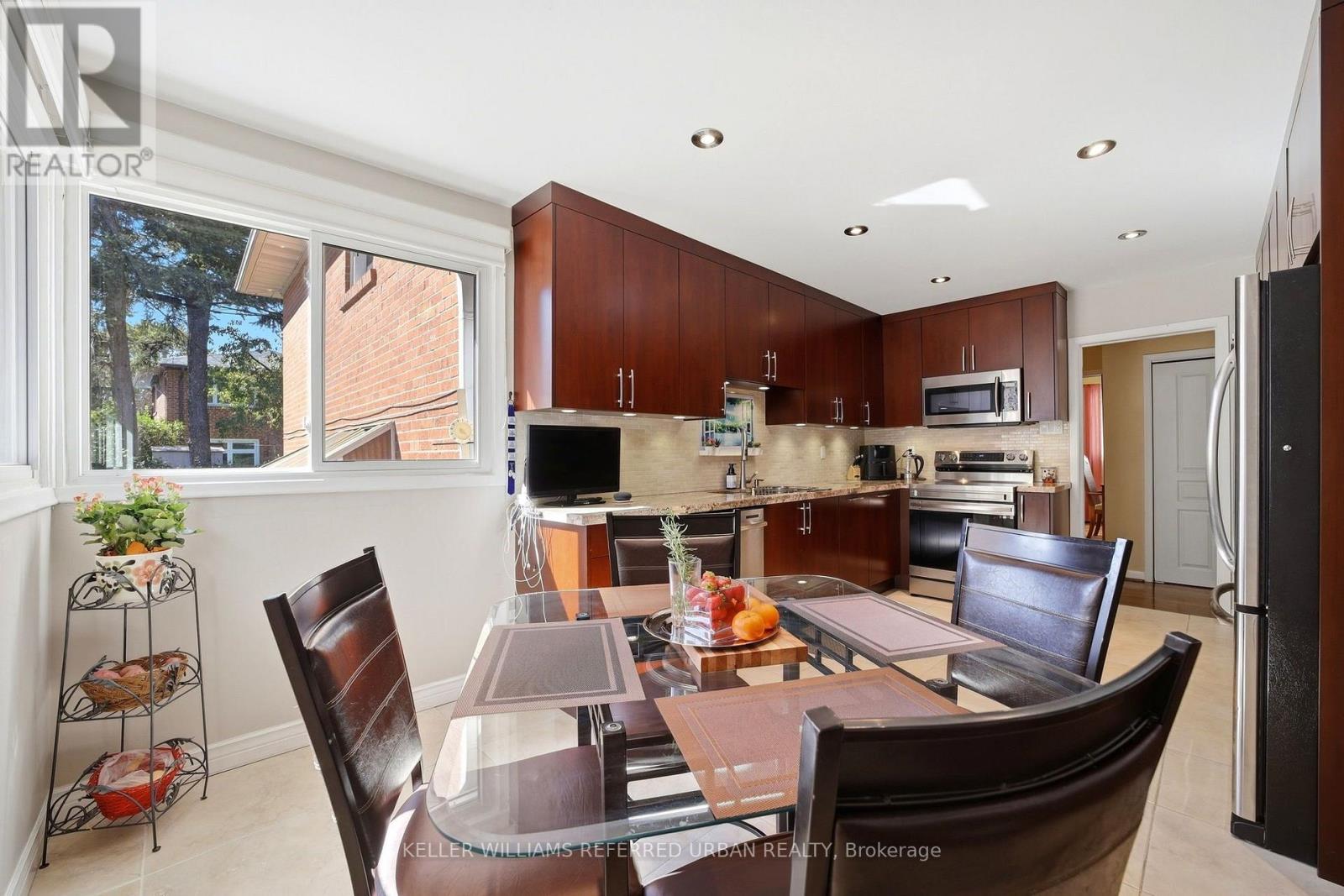 23 Banstock Drive, Toronto, Ontario  M2K 2H5 - Photo 13 - C13822962