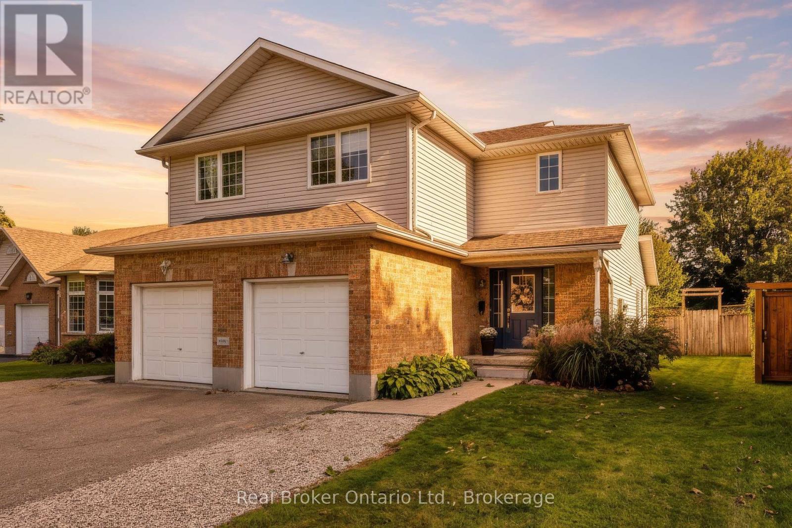 91 York Street E, Centre Wellington, Ontario N0B 1S0 - Photo 1 - X13822676