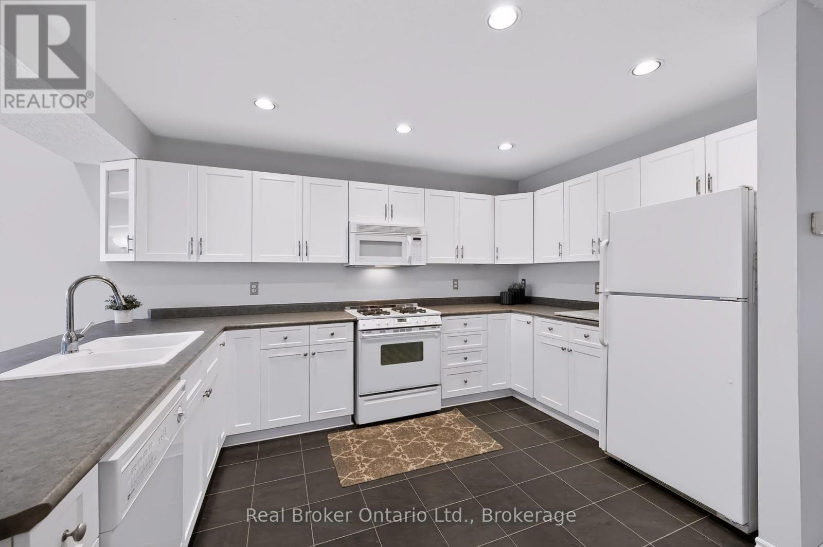 91 York Street E, Centre Wellington, Ontario N0B 1S0 - Photo 10 - X13822676
