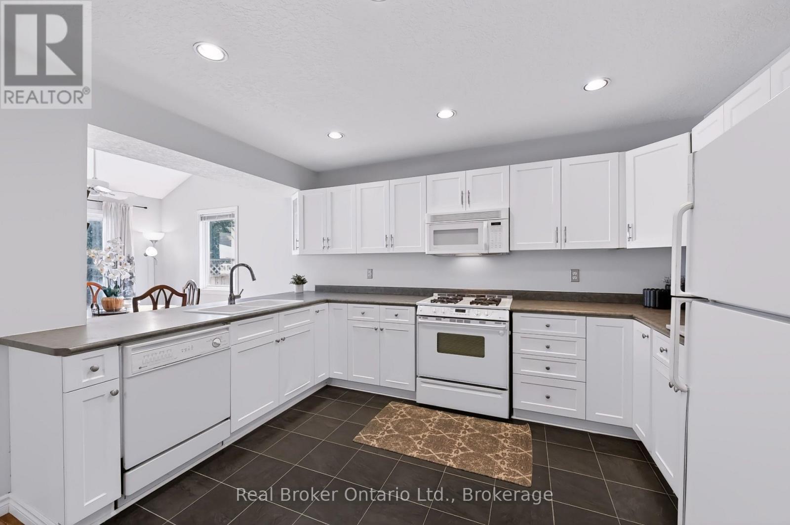 91 York Street E, Centre Wellington, Ontario N0B 1S0 - Photo 11 - X13822676