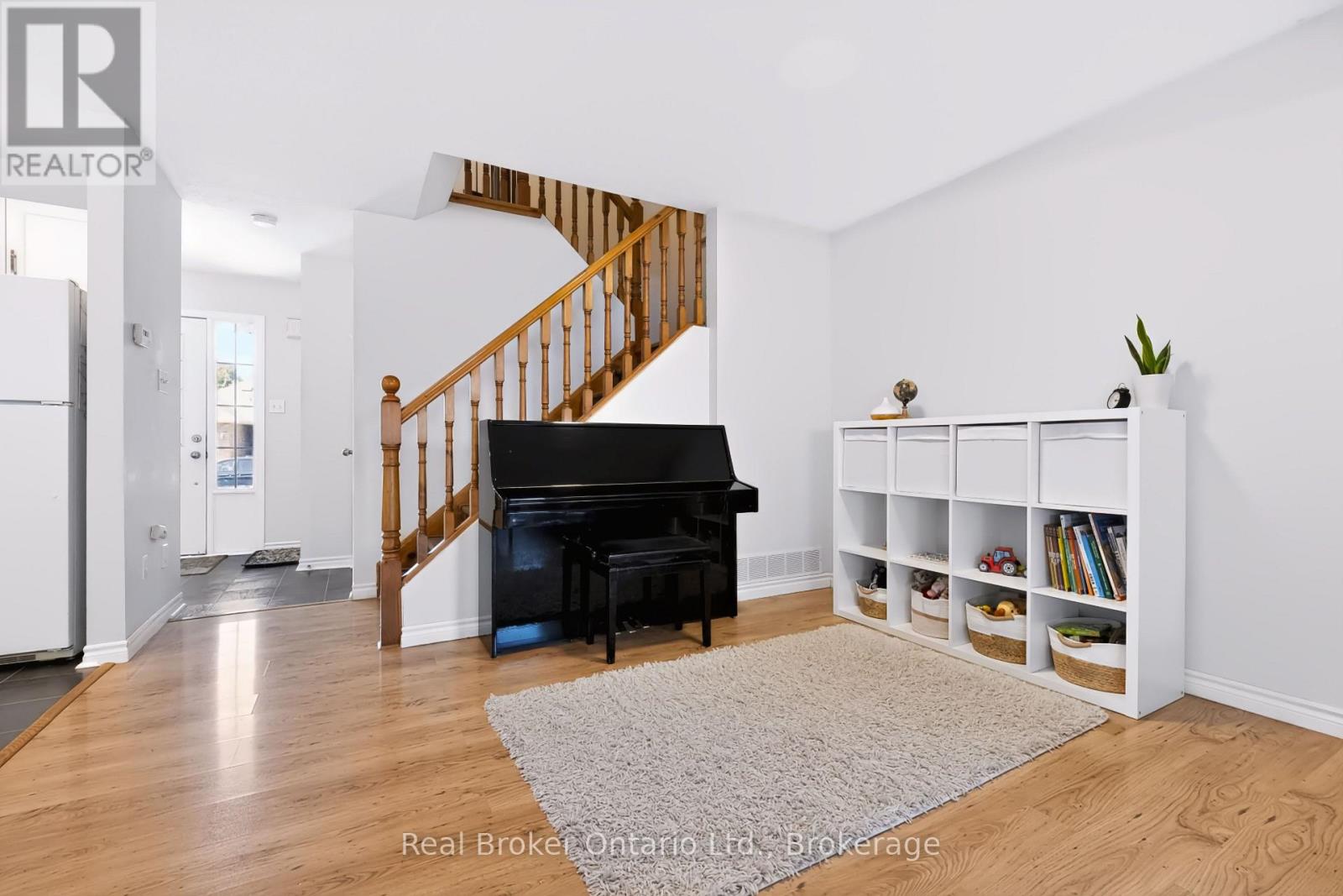 91 York Street E, Centre Wellington, Ontario N0B 1S0 - Photo 6 - X13822676