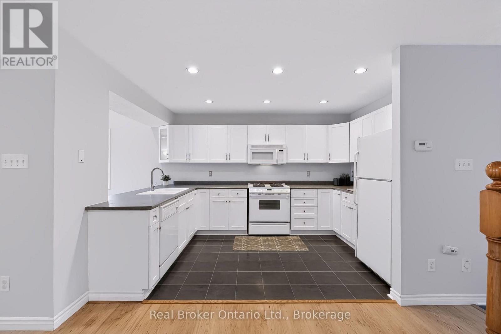 91 York Street E, Centre Wellington, Ontario N0B 1S0 - Photo 9 - X13822676