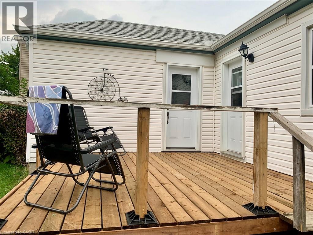 18 Nelson Street, Simcoe, Ontario  N3Y 3E3 - Photo 2 - 40861037