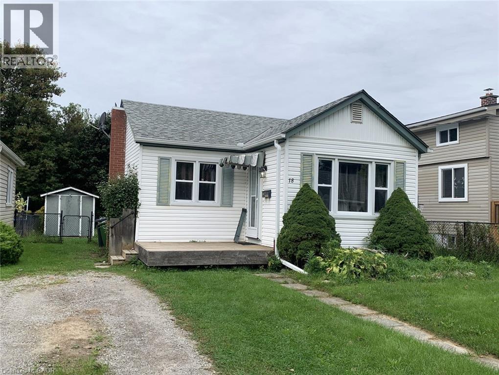 18 Nelson Street, Simcoe, Ontario  N3Y 3E3 - Photo 1 - 40861037