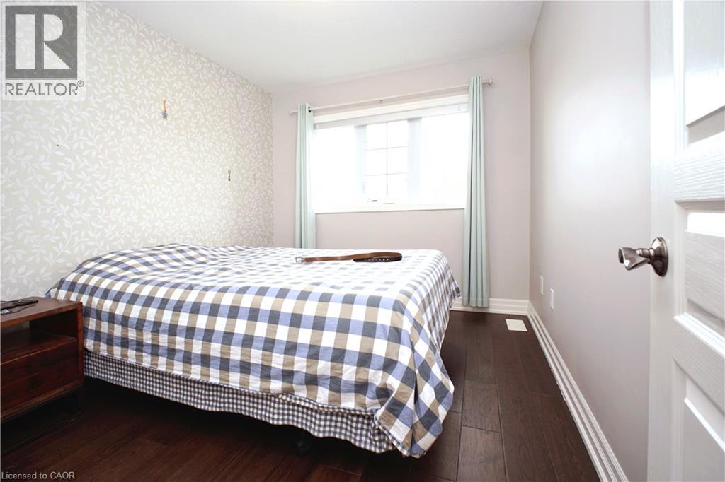 160 Oak Park Drive, Waterloo, Ontario  N2K 0B3 - Photo 13 - 40862868