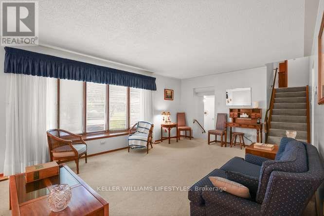 64 Haliburton Crescent, London South, Ontario  N6K 2Y9 - Photo 7 - X13822974