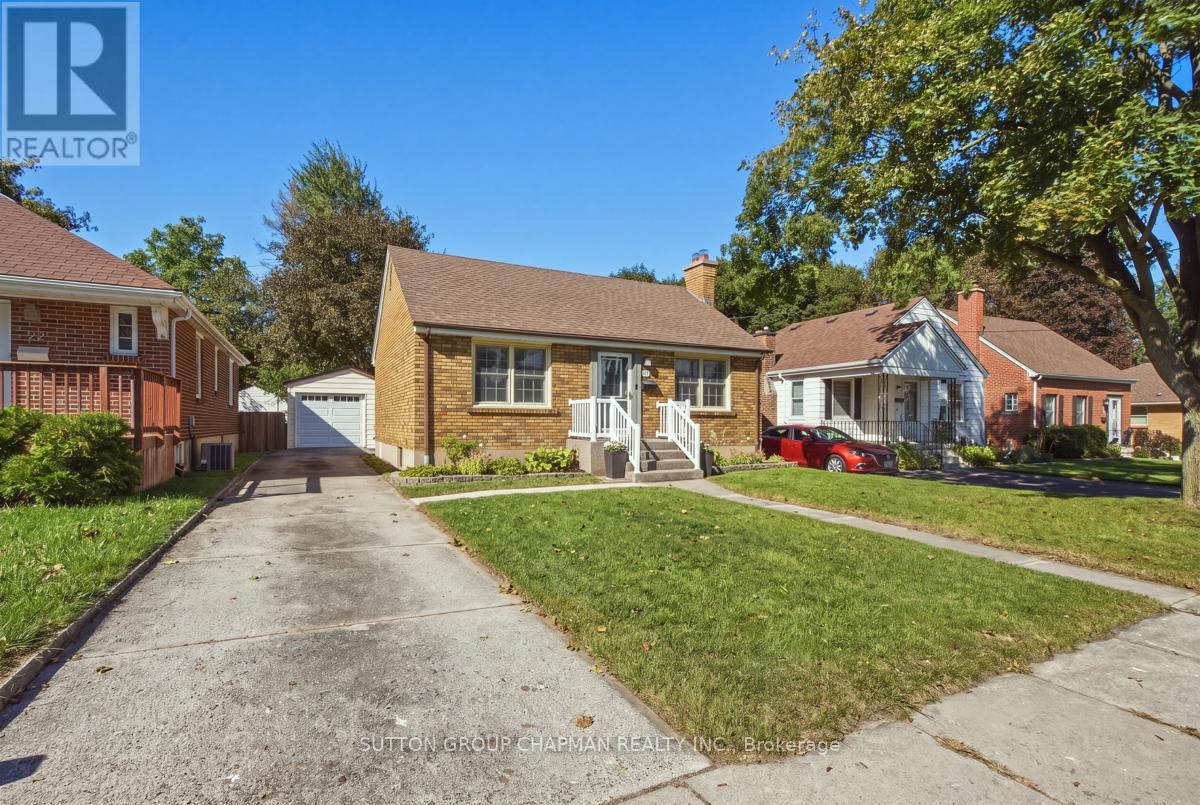 24 GRAYDON STREET, London East, Ontario