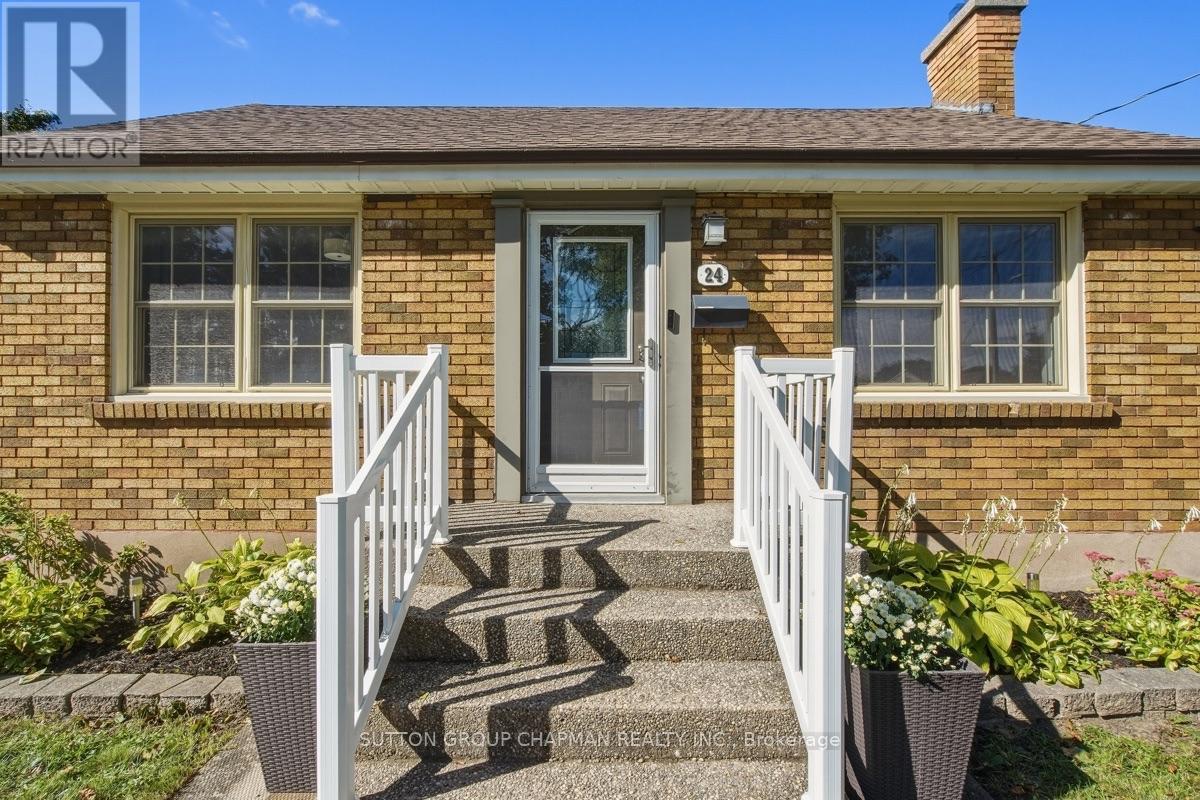 24 Graydon Street, London East (East N), Ontario  N5W 2H7 - Photo 4 - X13822988