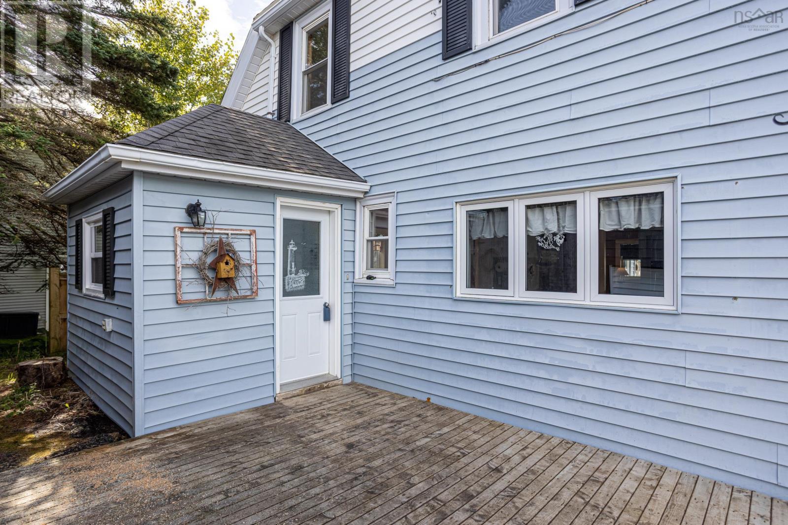24 Mccormick's Lane, Eastern Passage, Nova Scotia  B3G 1A3 - Photo 3 - 202624236