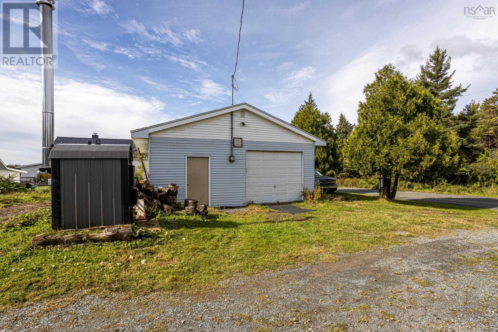 24 Mccormick's Lane, Eastern Passage, Nova Scotia  B3G 1A3 - Photo 5 - 202624236