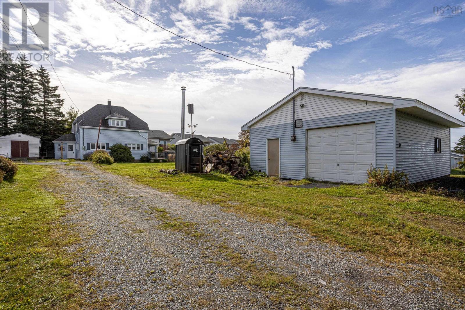 24 Mccormick's Lane, Eastern Passage, Nova Scotia  B3G 1A3 - Photo 4 - 202624236