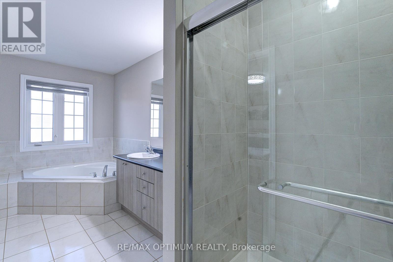 31 Keywood Street, Ajax, Ontario  L1Z 2E5 - Photo 30 - E13822742