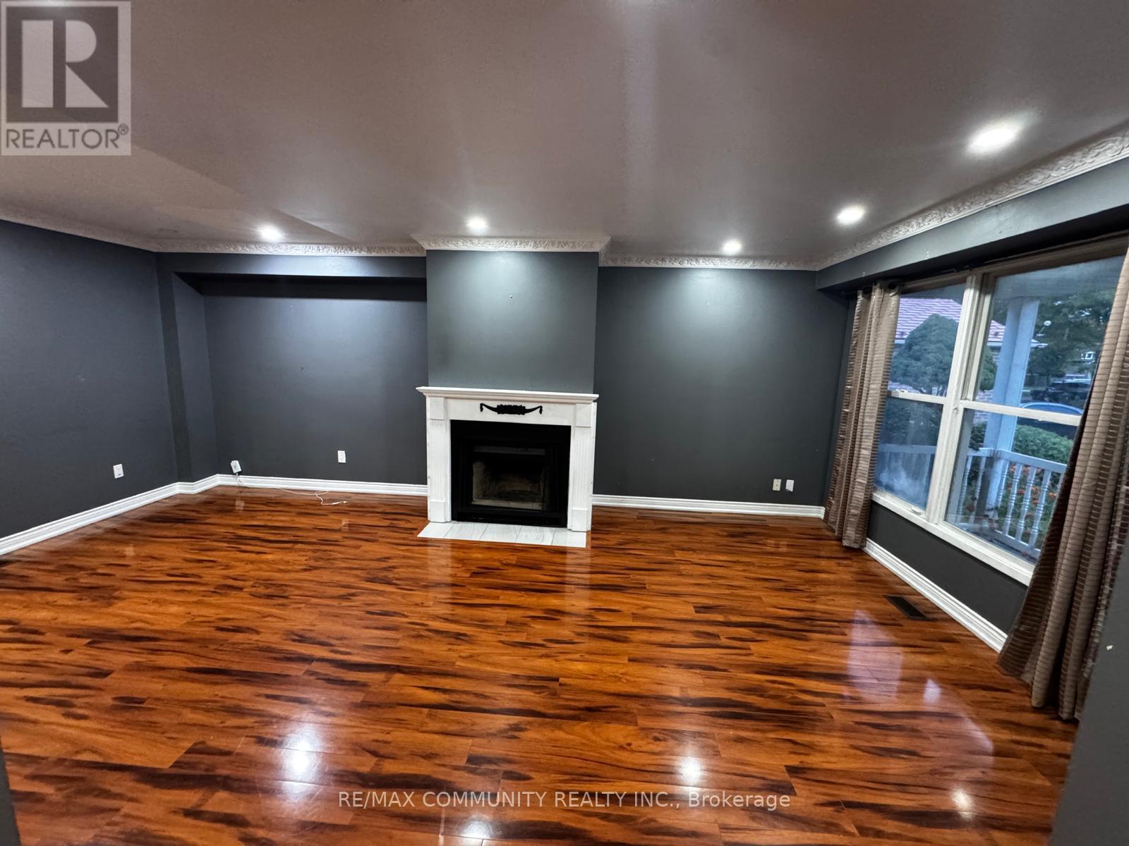 Upper - 56 Overlord Crescent, Toronto, Ontario  M1B 4P3 - Photo 2 - E13822828