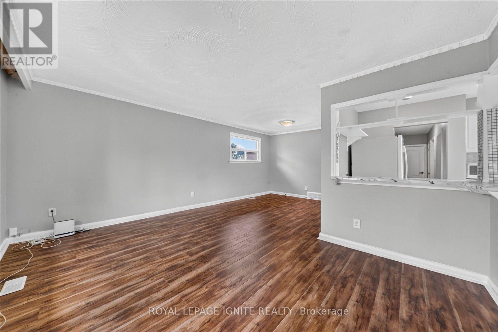 1197 Pharmacy Avenue, Toronto, Ontario  M1R 2H5 - Photo 12 - E13822936