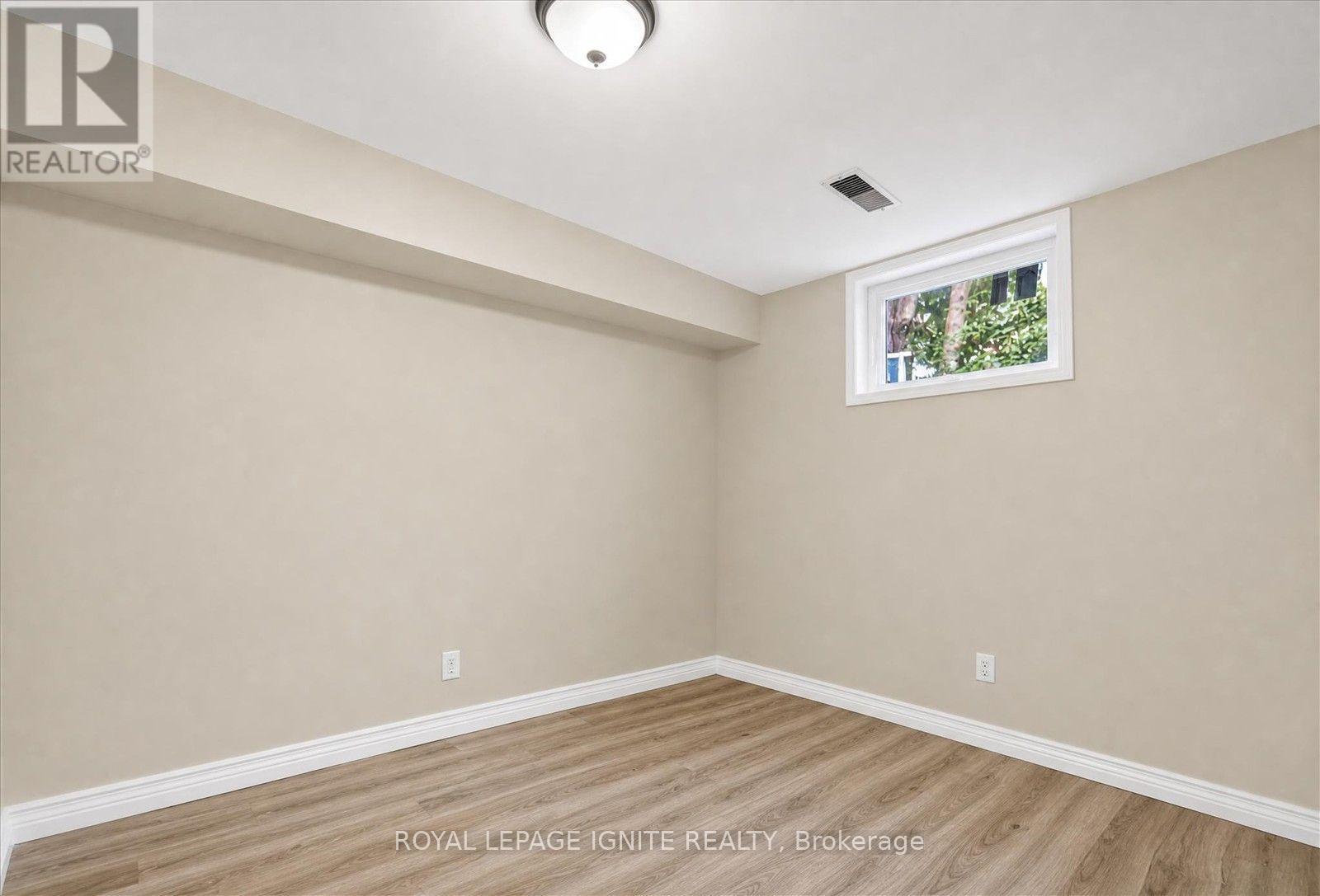1197 Pharmacy Avenue, Toronto, Ontario  M1R 2H5 - Photo 30 - E13822936