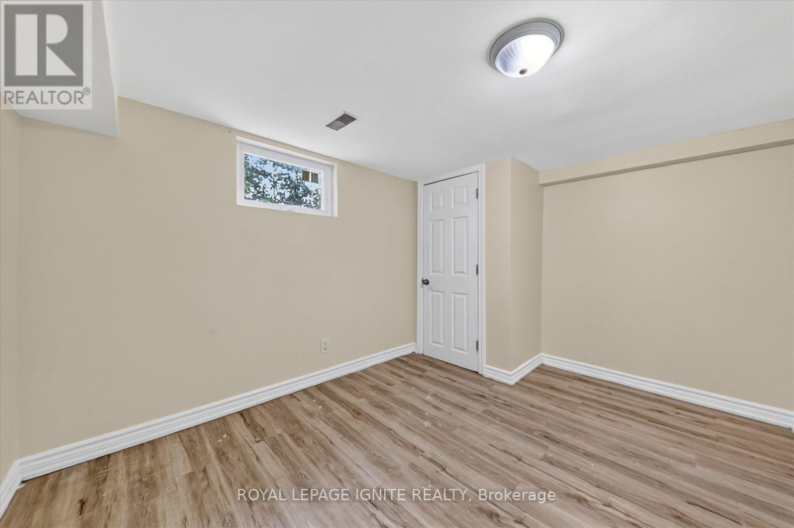 1197 Pharmacy Avenue, Toronto, Ontario  M1R 2H5 - Photo 31 - E13822936