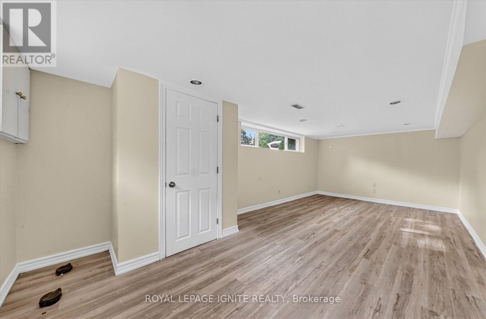1197 Pharmacy Avenue, Toronto, Ontario  M1R 2H5 - Photo 35 - E13822936
