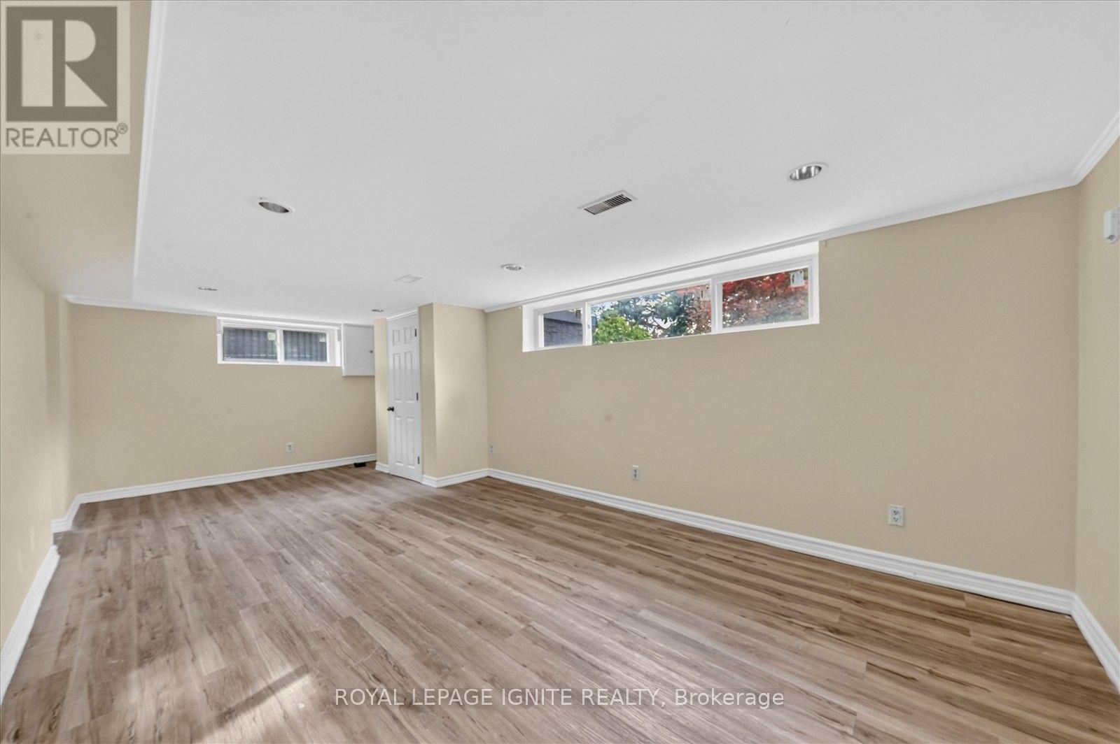 1197 Pharmacy Avenue, Toronto, Ontario  M1R 2H5 - Photo 36 - E13822936