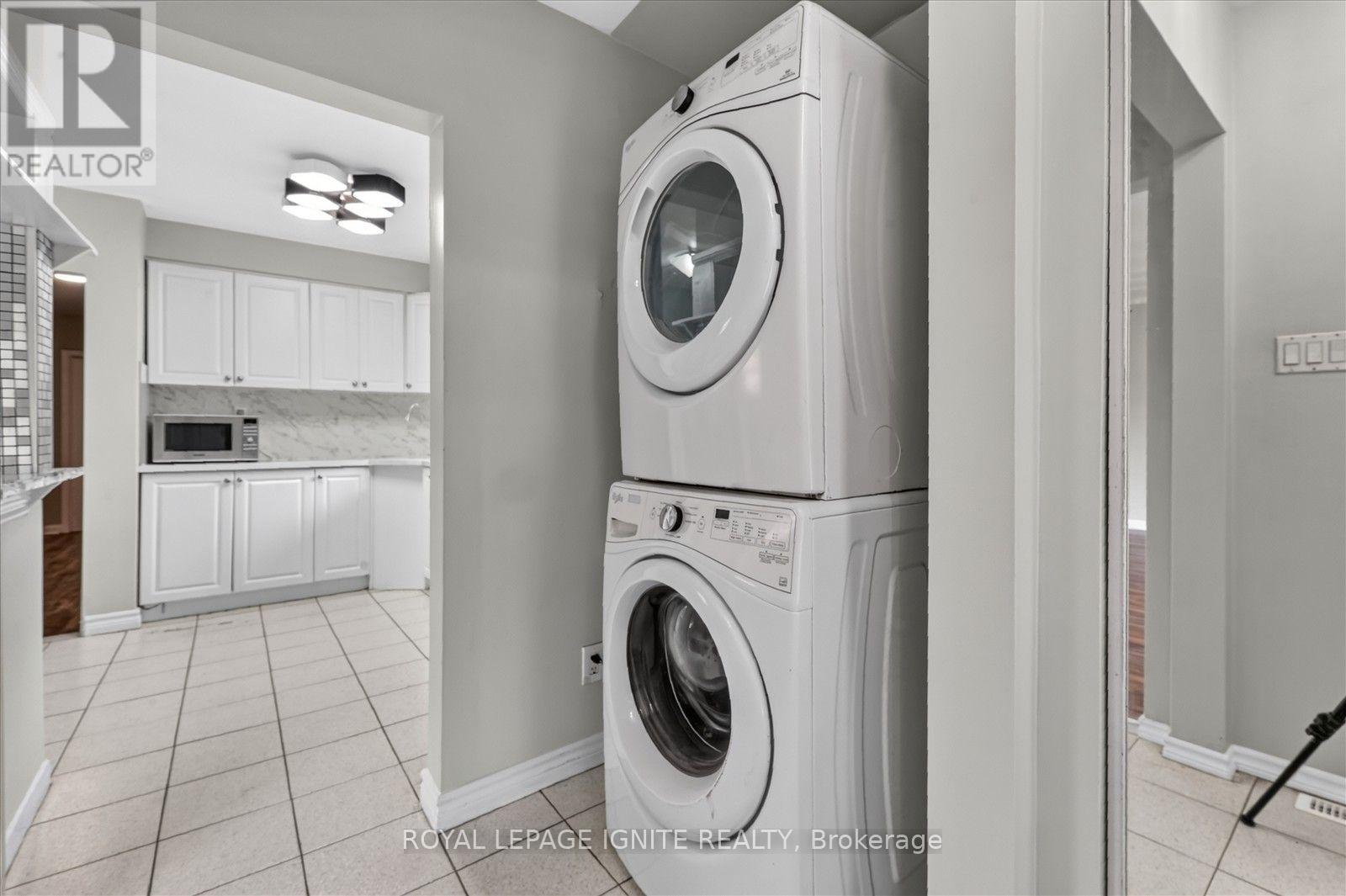 1197 Pharmacy Avenue, Toronto, Ontario  M1R 2H5 - Photo 7 - E13822936