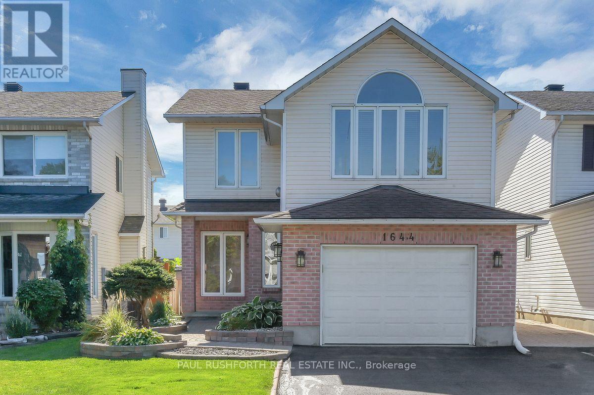 1644 Toulouse Crescent, Ottawa, Ontario  K1C 6K5 - Photo 1 - X13822888