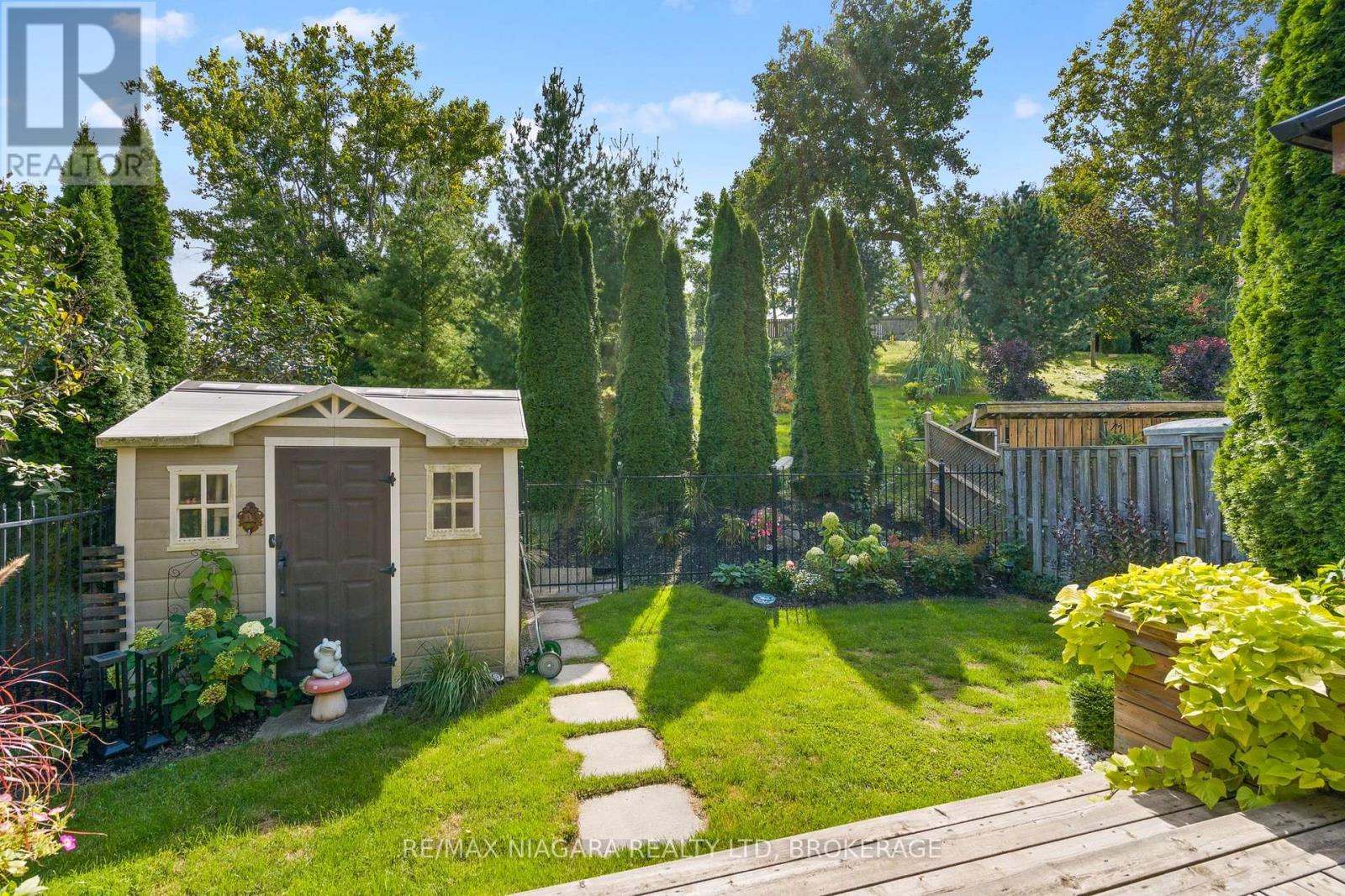 2487 Walker Court, Niagara Falls (Stamford), Ontario L2J 0A2 - Photo 29 - X13822960