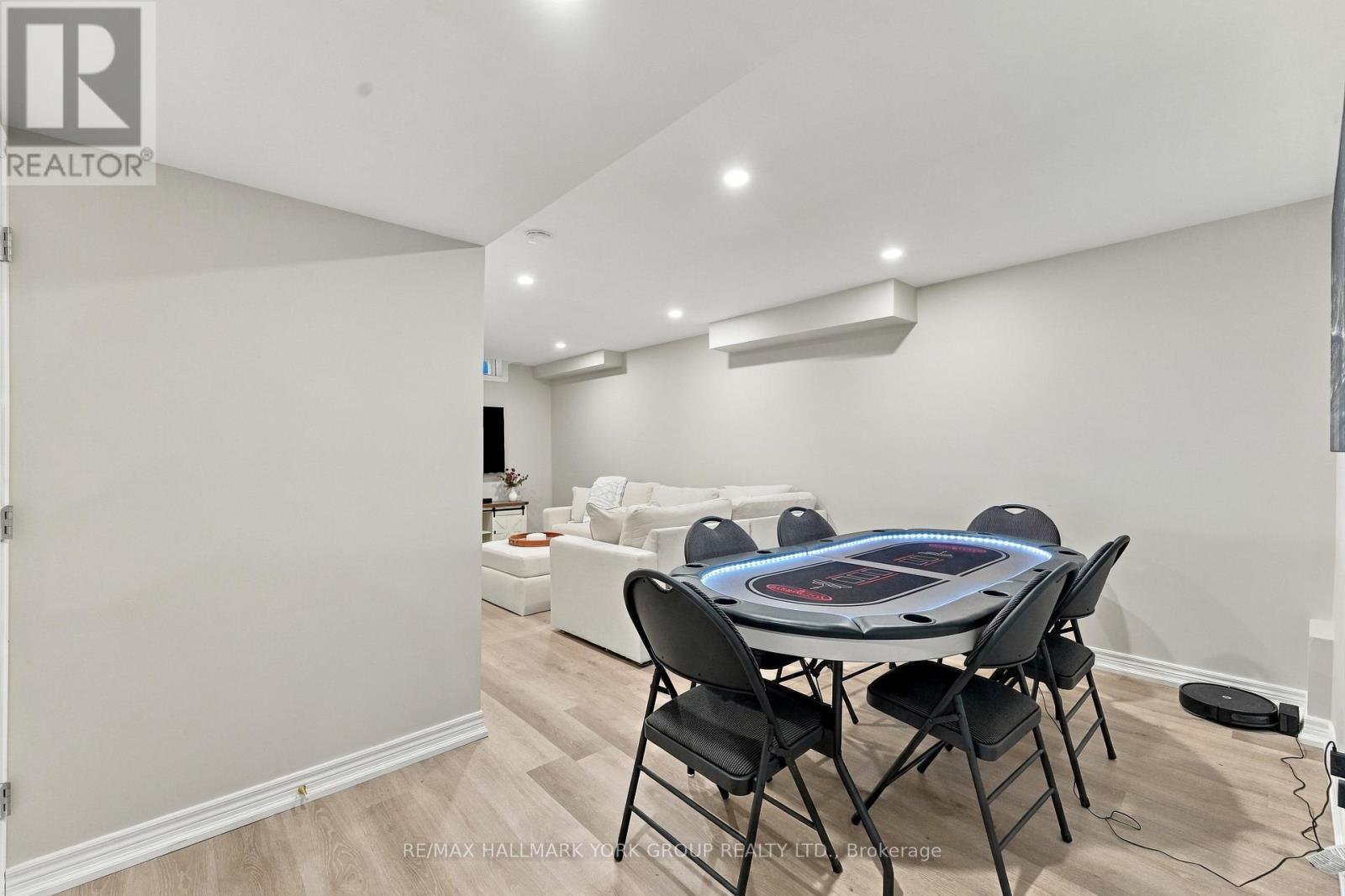 19 Caserta Street, Georgina, Ontario  L4P 0E6 - Photo 30 - N13822672