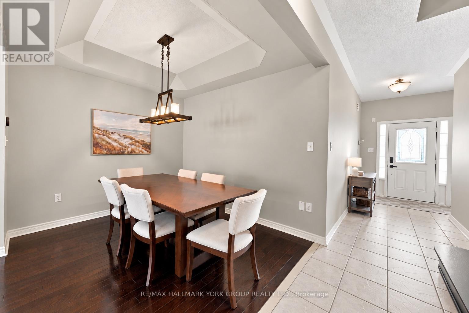 19 Caserta Street, Georgina, Ontario  L4P 0E6 - Photo 6 - N13822672