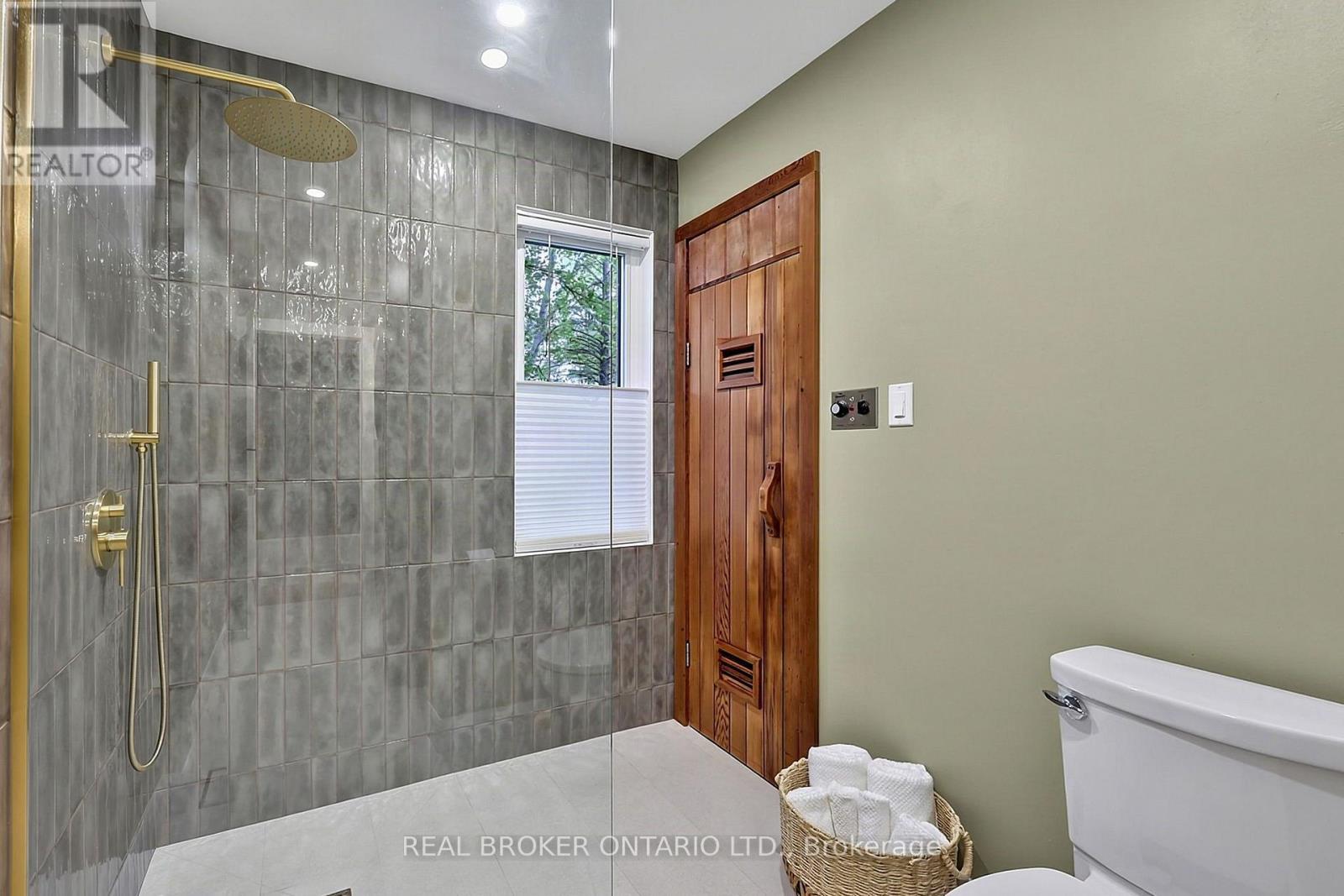 18061 Highway 48, East Gwillimbury (Mt Albert), Ontario L0G 1E0 - Photo 18 - N13822796