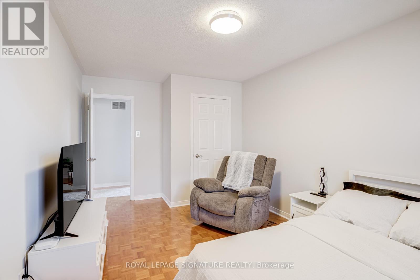 5 Longhouse Street, Vaughan (East Woodbridge), Ontario  L4L 4Z3 - Photo 19 - N13822942