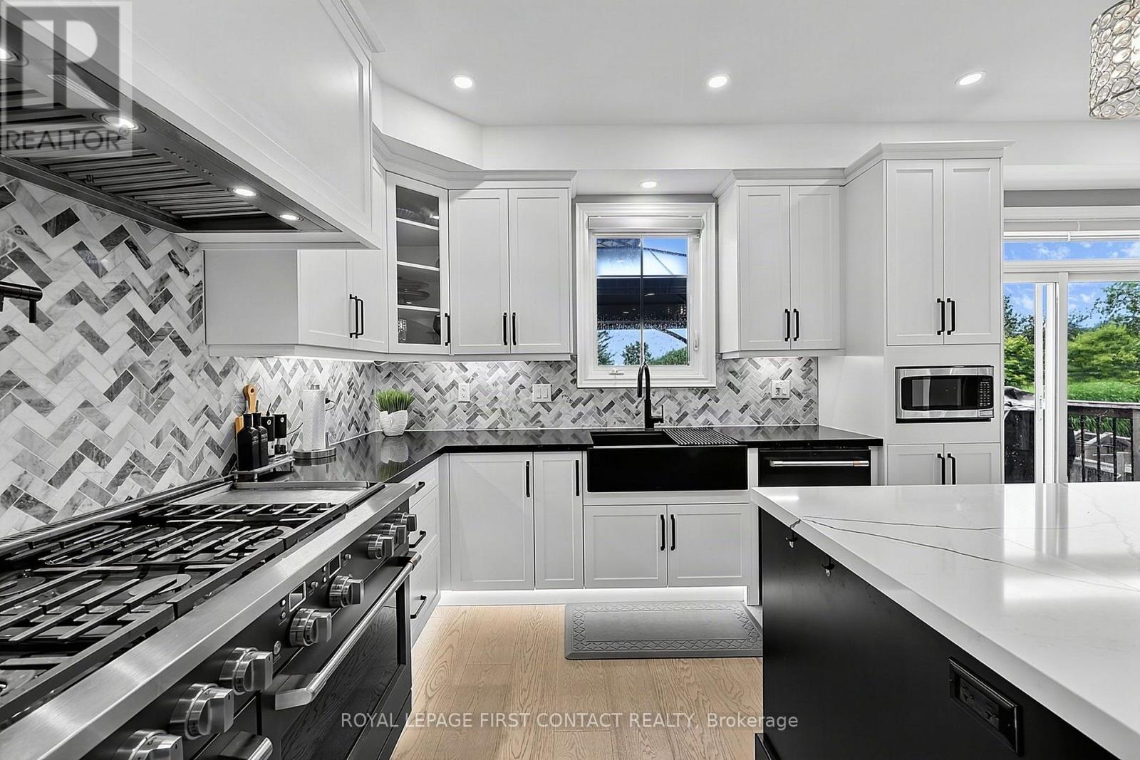 36 Regalia Way, Barrie (Innis-Shore), Ontario L4M 7H8 - Photo 15 - S13822608