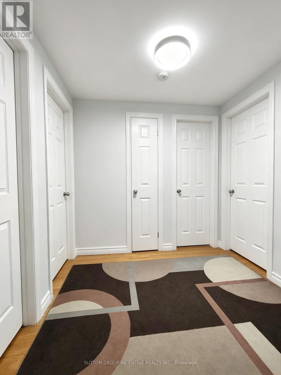 110 College Crescent, Barrie, Ontario  L4M 5C9 - Photo 14 - S13822632